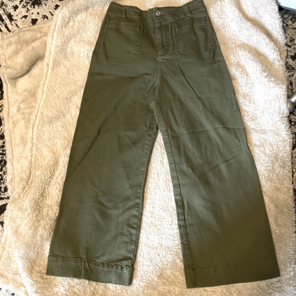 eesome Olive Green Wide-Leg Cropped Pants